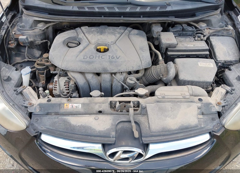 2013 HYUNDAI ELANTRA VIN: KMHDH4AE0DU666782
