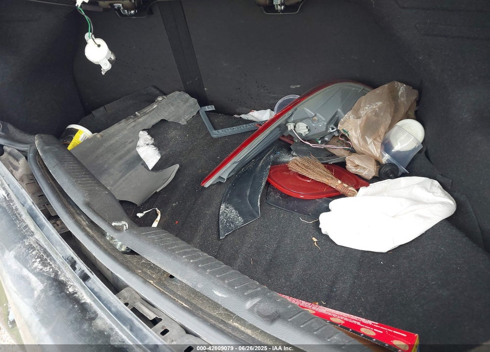 2013 HYUNDAI ELANTRA VIN: KMHDH4AE0DU666782