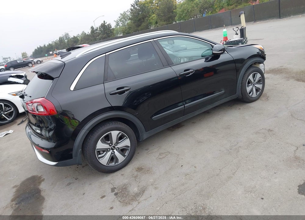 2018 KIA NIRO VIN: KNDCC3LC0J5140968