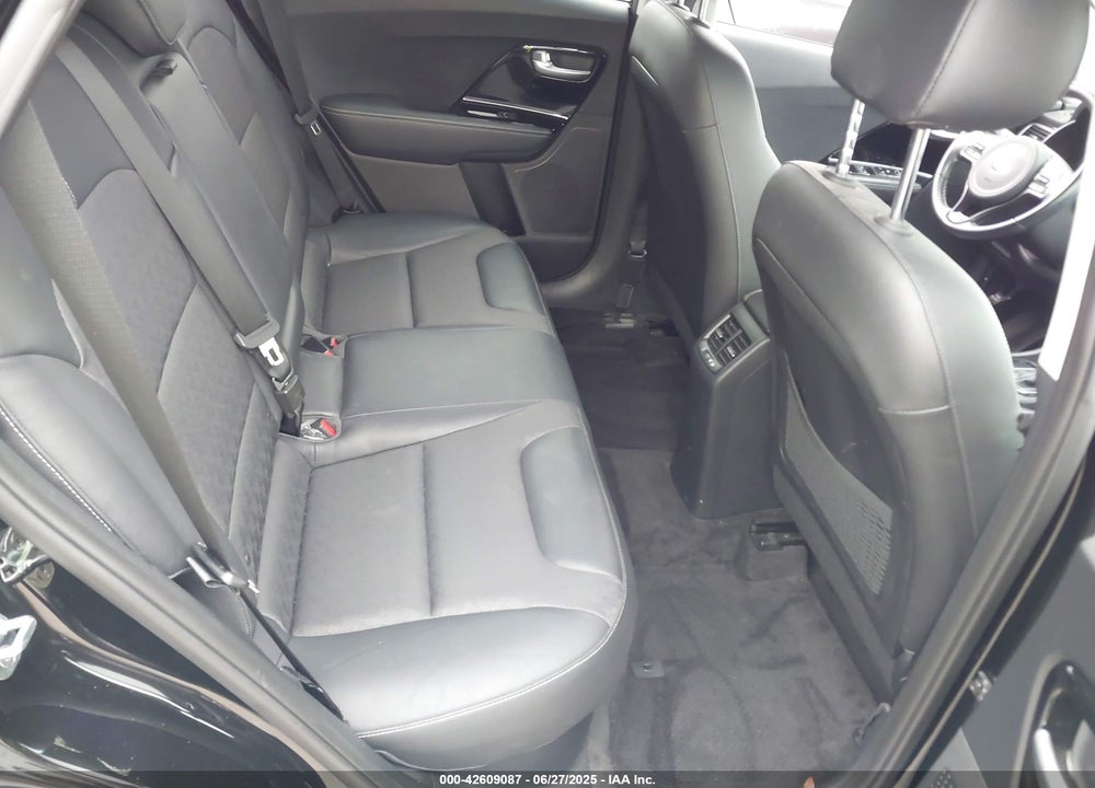 2018 KIA NIRO VIN: KNDCC3LC0J5140968
