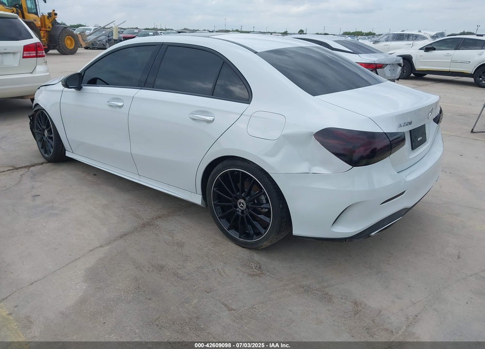 2022 MERCEDES-BENZ A-CLASS VIN: W1K3G4EB7NJ371545