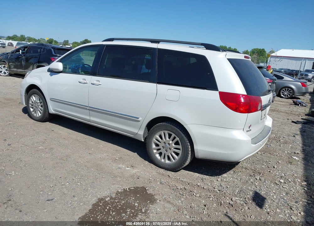 2008 TOYOTA SIENNA LIMITED VIN: 5TDBK22CX8S013241