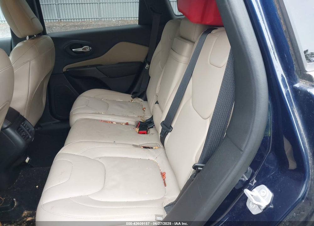 2015 JEEP CHEROKEE VIN: 1C4PJMDS3FW724060