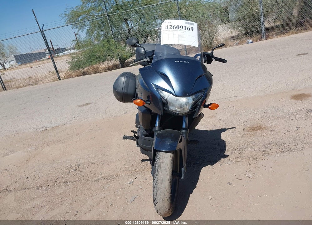 2015 HONDA CTX700 D VIN: JH2RC6945FK100686