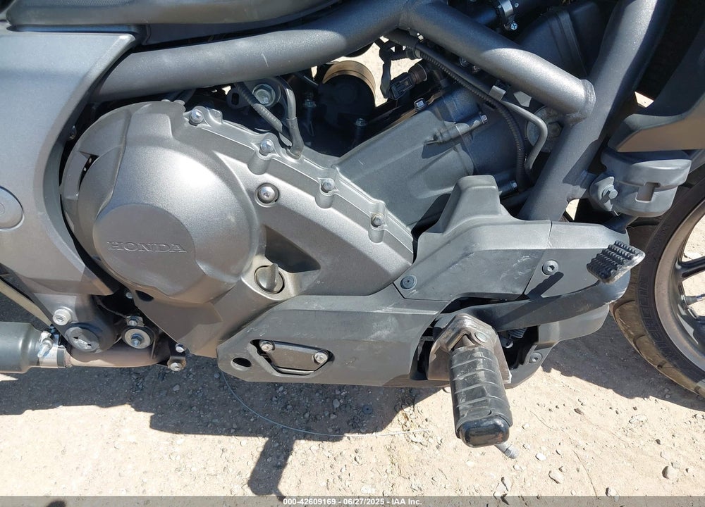 2015 HONDA CTX700 D VIN: JH2RC6945FK100686