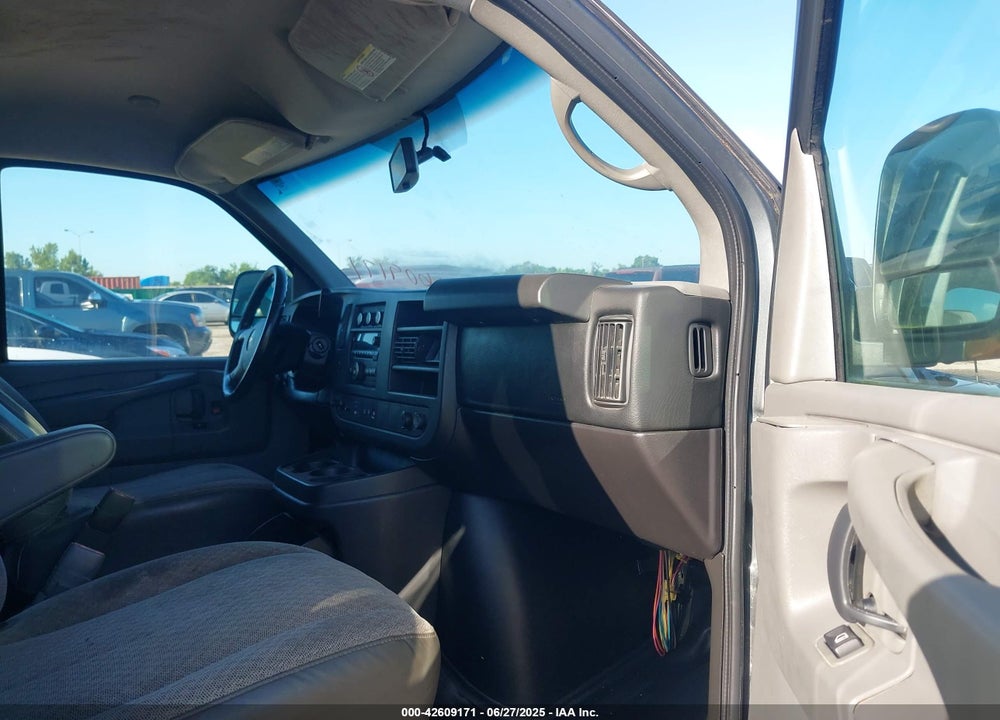 2014 CHEVROLET EXPRESS G2500 VIN: 1GCWGFCA9E1144113