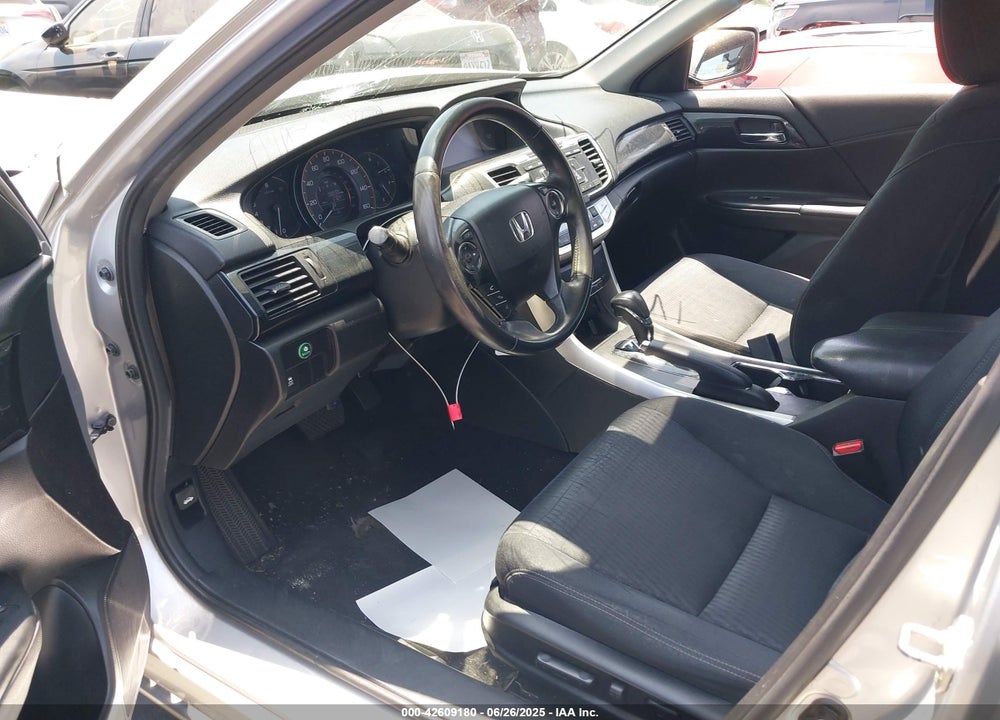 2015 HONDA ACCORD VIN: 1HGCR2F56FA135845