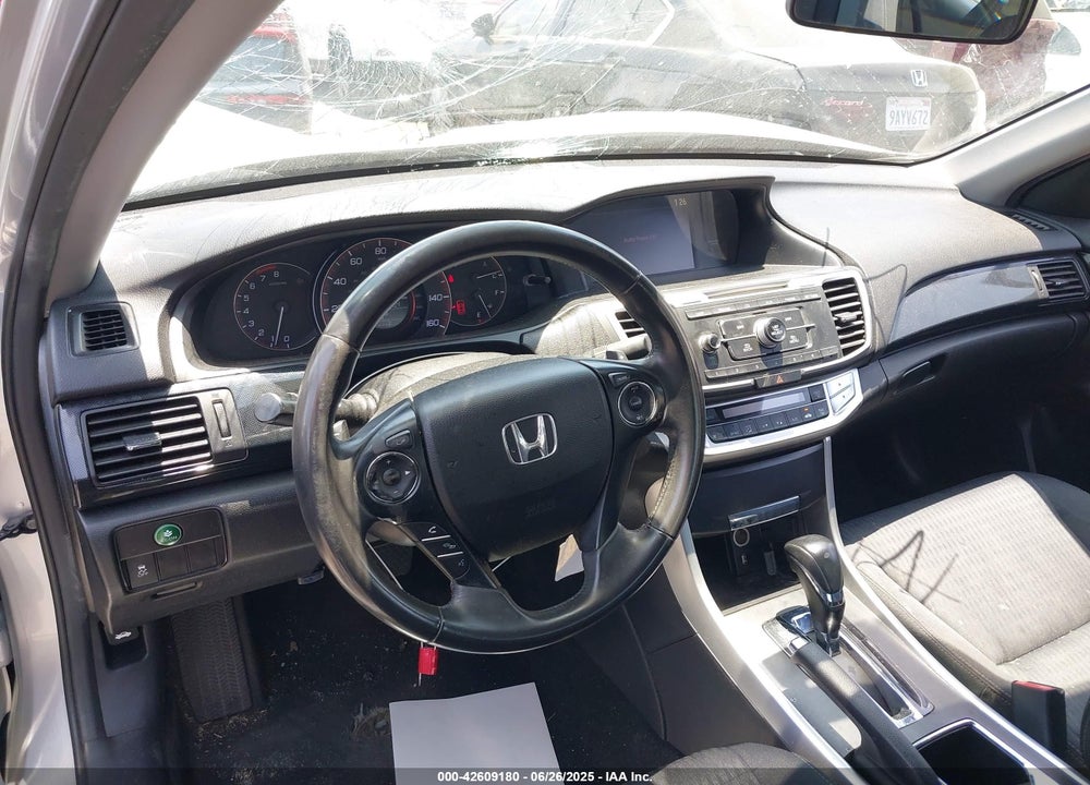 2015 HONDA ACCORD VIN: 1HGCR2F56FA135845
