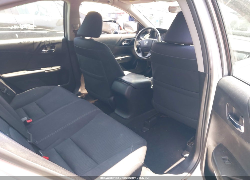 2015 HONDA ACCORD VIN: 1HGCR2F56FA135845