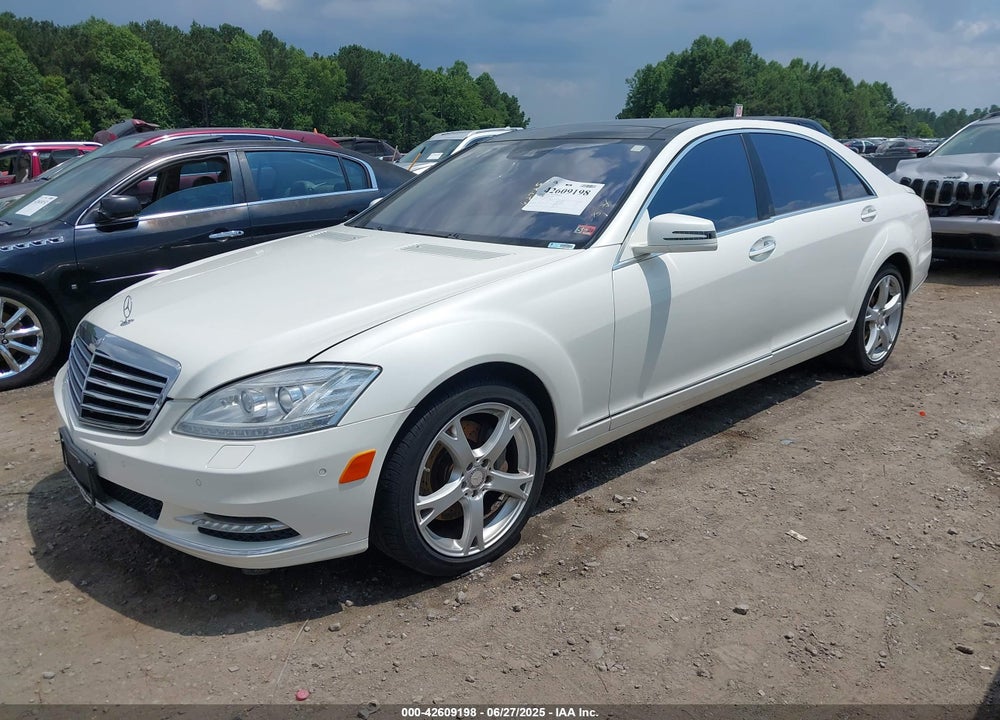 2013 MERCEDES-BENZ S 550 4MATIC VIN: WDDNG9EB2DA517984