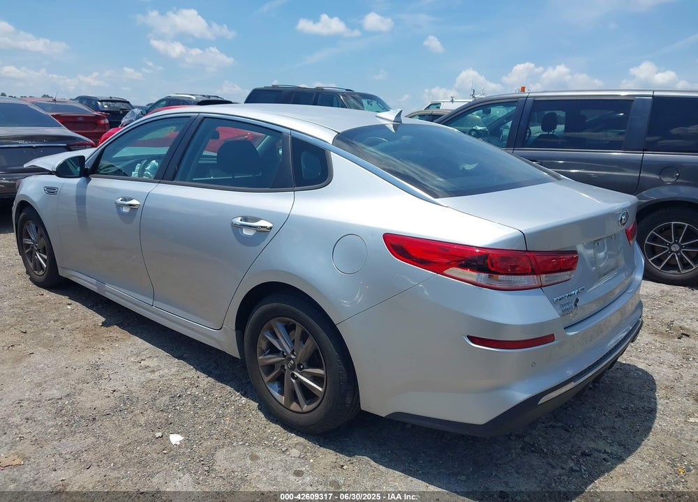 2019 KIA OPTIMA VIN: 5XXGT4L3XKG345802
