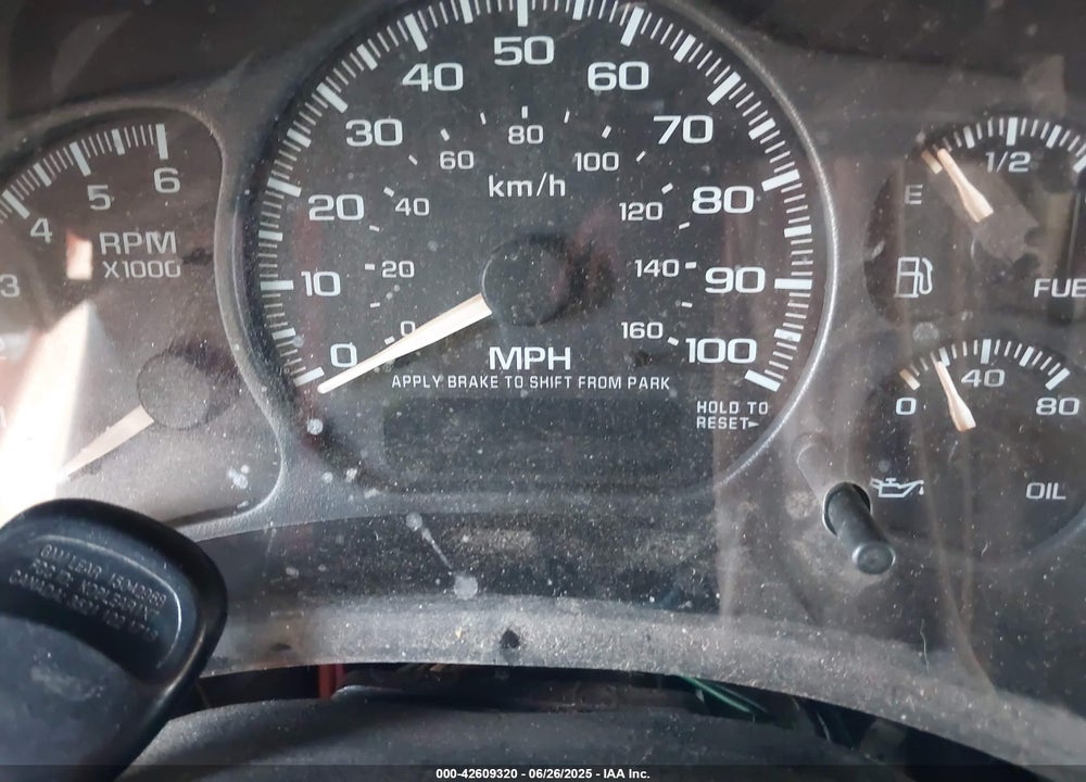 2002 CHEVROLET SILVERADO 1500 LS VIN: 2GCEK19T821234414