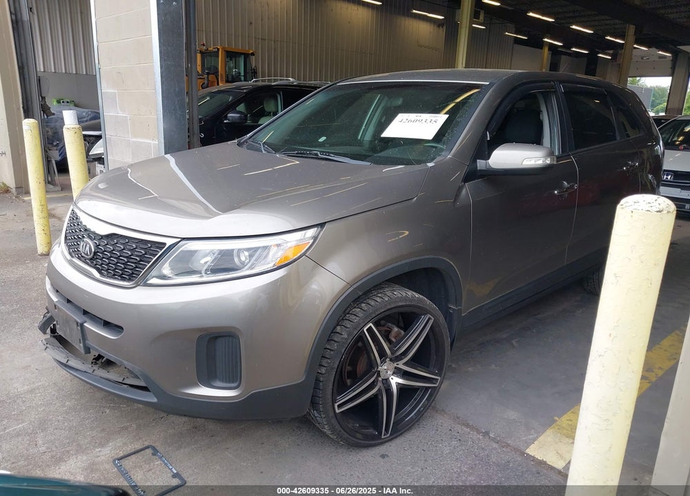 2014 KIA SORENTO VIN: 5XYKT3A67EG507404