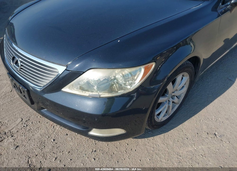 2007 LEXUS LS460 VIN: JTHBL46F975051429