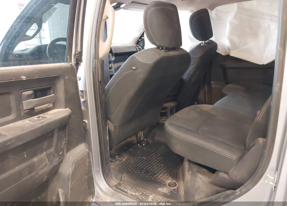 2020 RAM 2500 VIN: 3C6UR5HL5LG204013