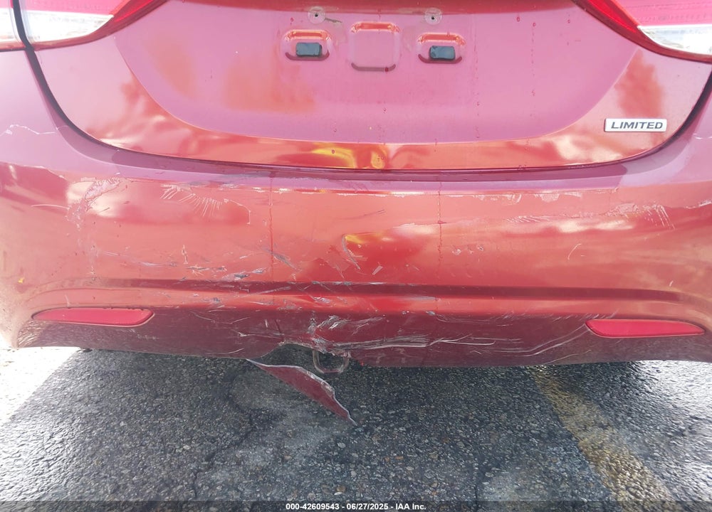 2013 HYUNDAI ELANTRA VIN: 5NPDH4AE6DH272573
