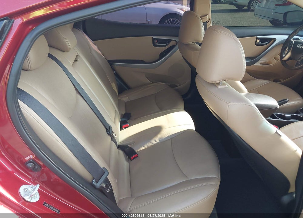 2013 HYUNDAI ELANTRA VIN: 5NPDH4AE6DH272573