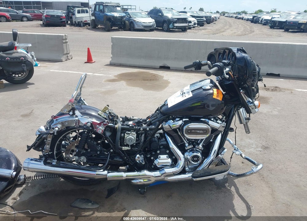 2021 HARLEY-DAVIDSON FLHXS VIN: 1HD1KRP12MB601906