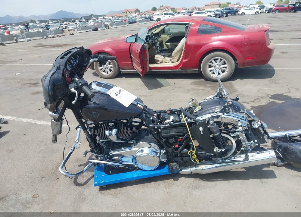 2021 HARLEY-DAVIDSON FLHXS VIN: 1HD1KRP12MB601906