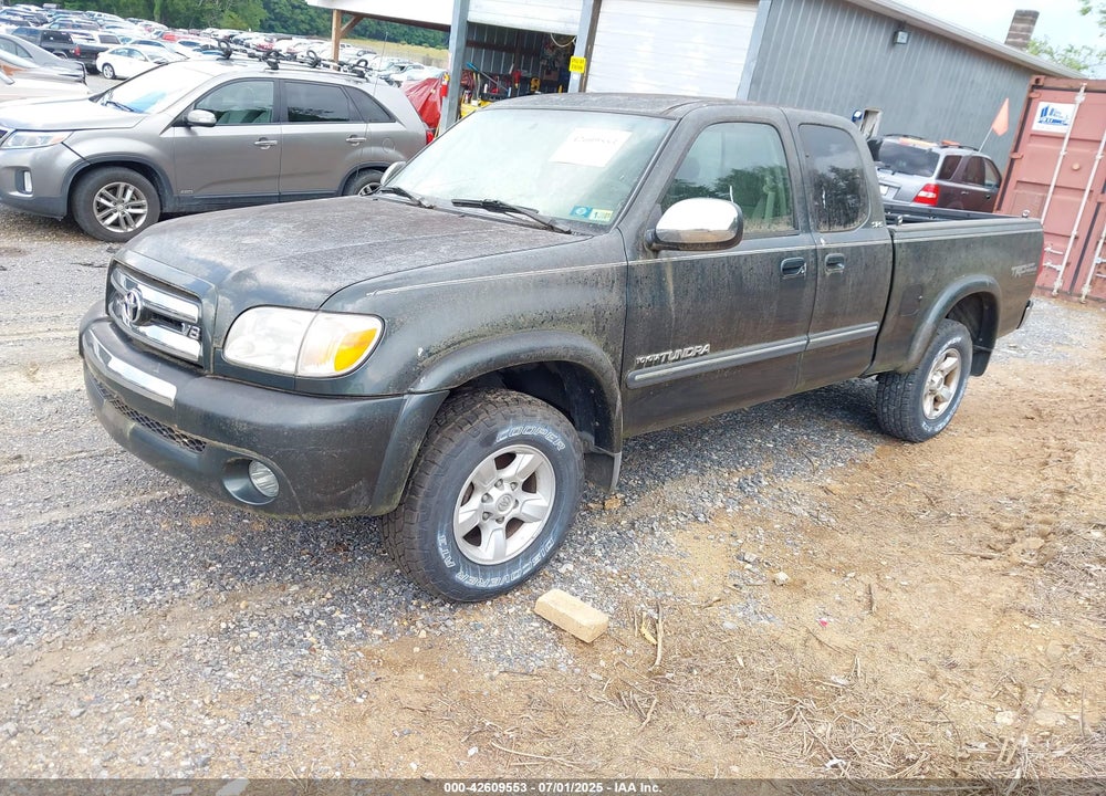 2005 TOYOTA TUNDRA SR5 V8 VIN: 5TBBT44145S470488