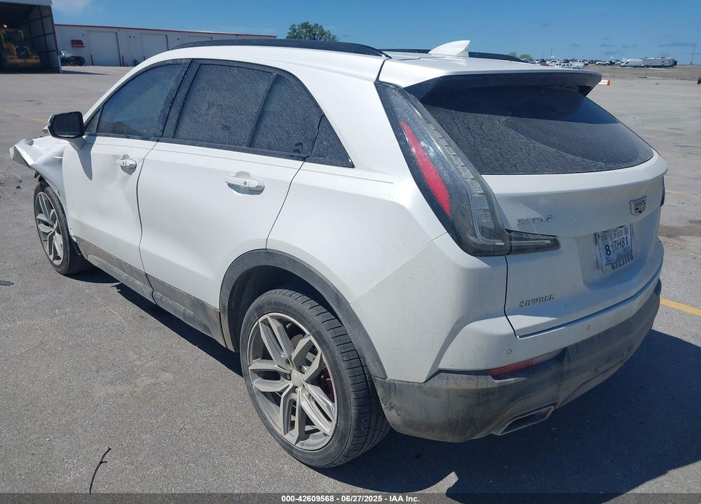 2021 CADILLAC XT4 VIN: 1GYFZER42MF057185