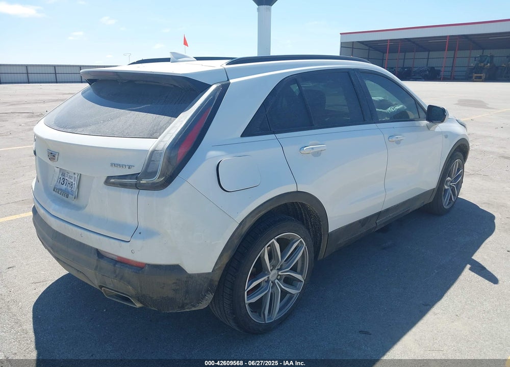 2021 CADILLAC XT4 VIN: 1GYFZER42MF057185
