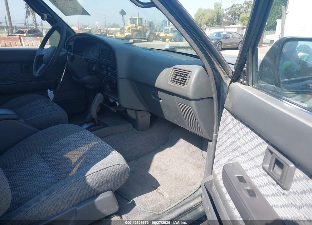 1995 TOYOTA 4RUNNER VN39 SR5 VIN: JT3VN39W7S0175871