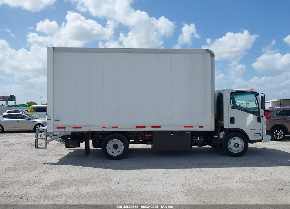 2024 ISUZU NRR VIN: 54DE5W1D0RSR00616
