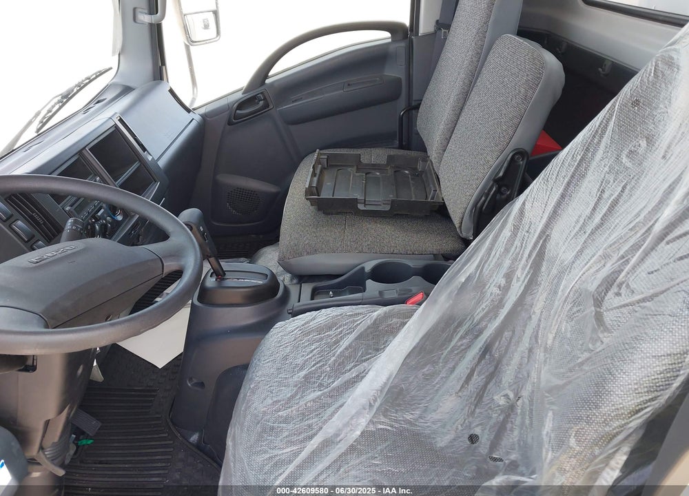 2024 ISUZU NRR VIN: 54DE5W1D0RSR00616