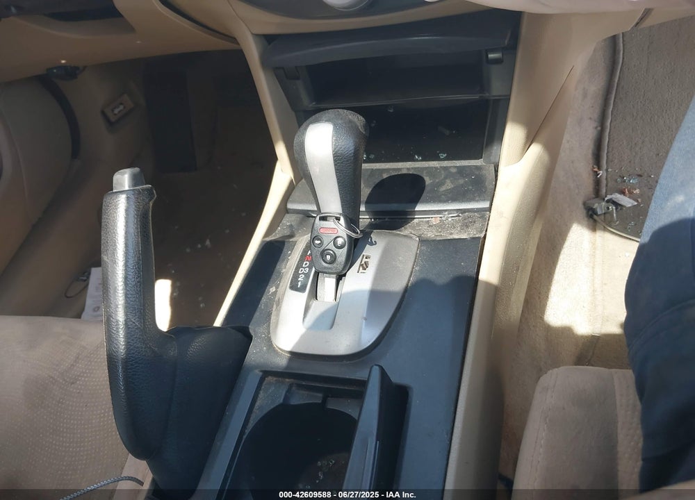 2010 HONDA ACCORD VIN: 1HGCP2F71AA143190
