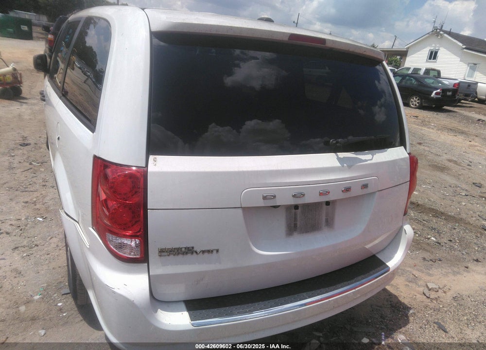 2020 DODGE GRAND CARAVAN VIN: 2C4RDGBG7LR240283