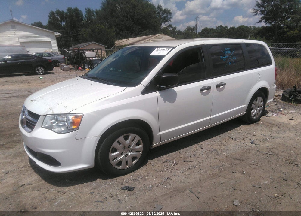 2020 DODGE GRAND CARAVAN VIN: 2C4RDGBG7LR240283