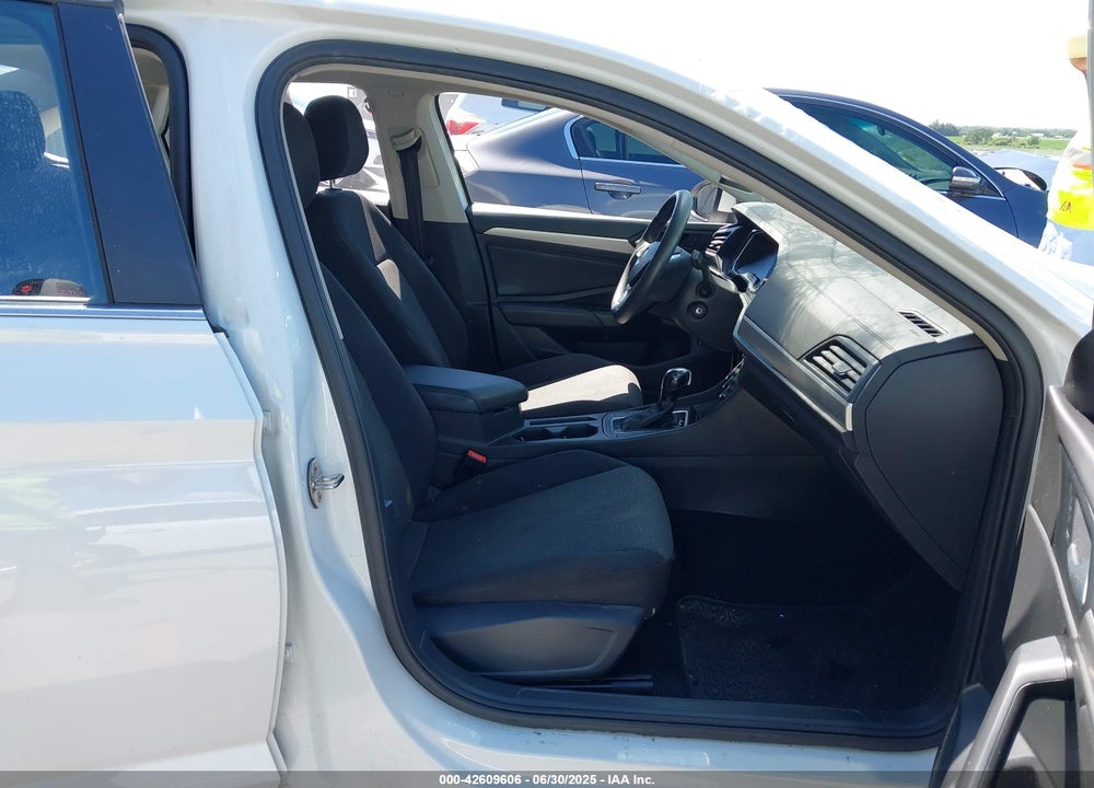 2019 VOLKSWAGEN JETTA VIN: 3VWC57BU7KM200586