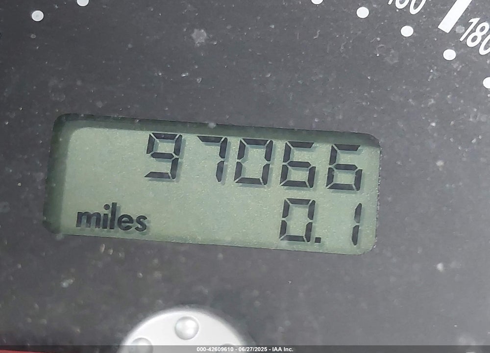 2001 VOLKSWAGEN NEW BEETLE GLX VIN: 3VWDD21CX1M461180
