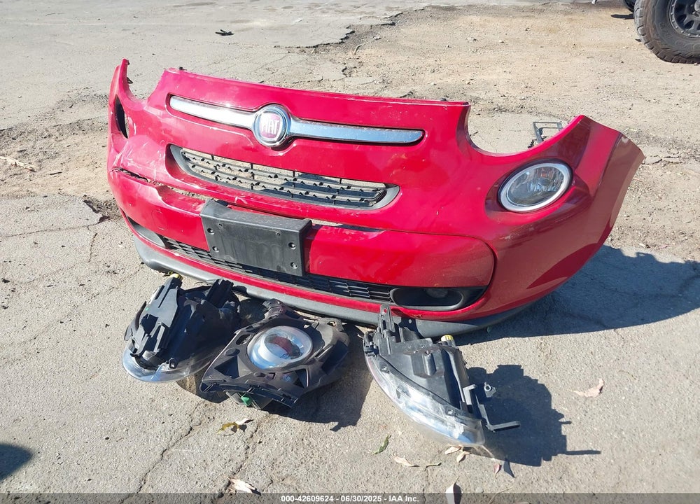 2015 FIAT 500L VIN: ZFBCFACH1FZ030800