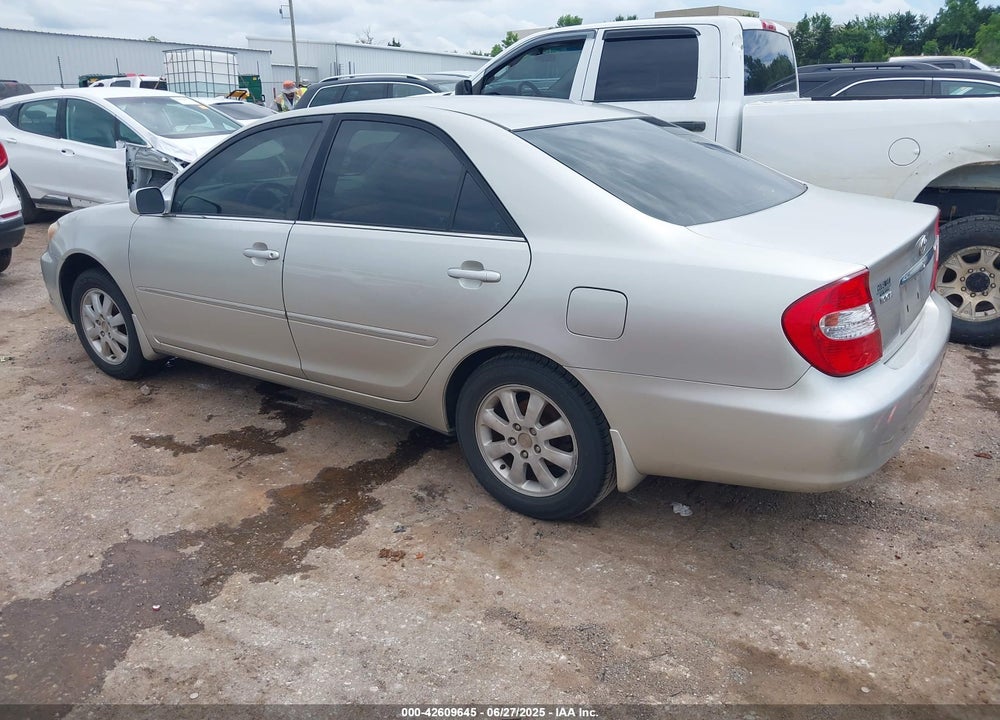 2004 TOYOTA CAMRY XLE VIN: 4T1BE32K44U810090