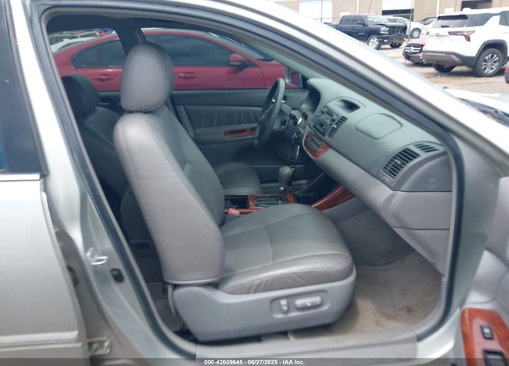 2004 TOYOTA CAMRY XLE VIN: 4T1BE32K44U810090