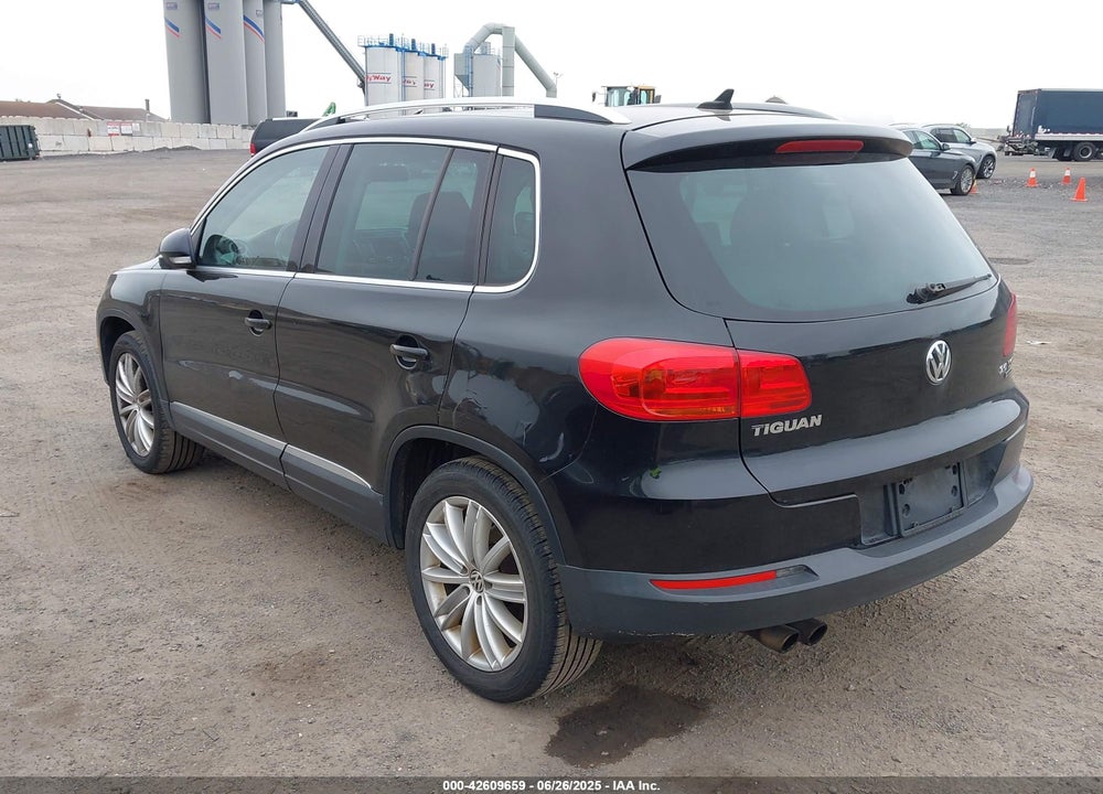 2013 VOLKSWAGEN TIGUAN VIN: WVGBV7AX6DW514674