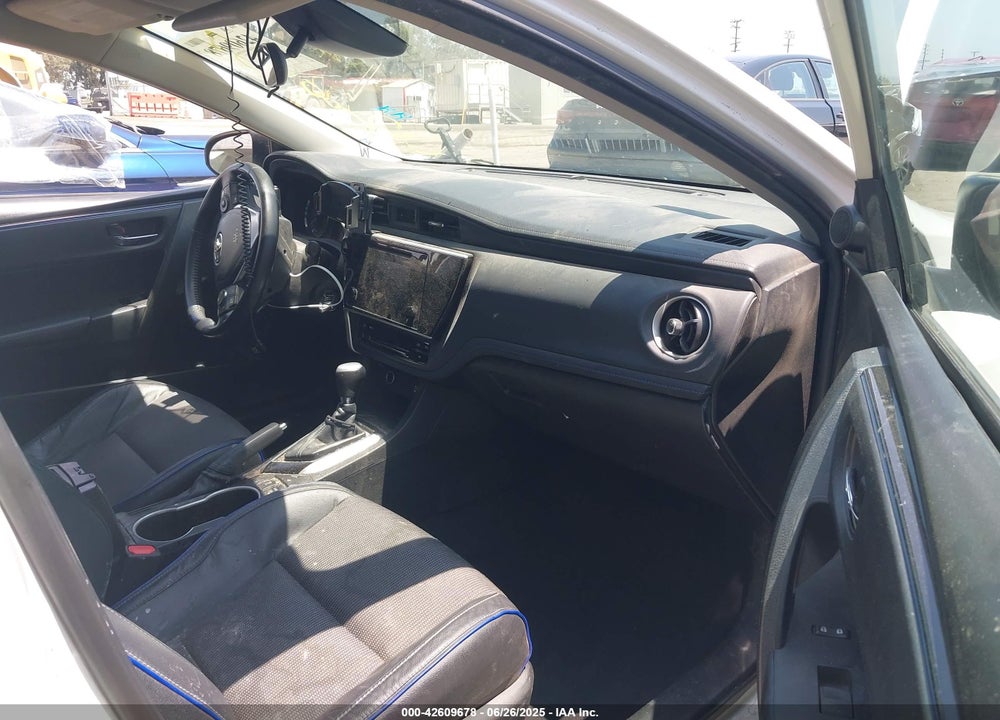 2019 TOYOTA COROLLA VIN: 5YFBURHE7KP856955