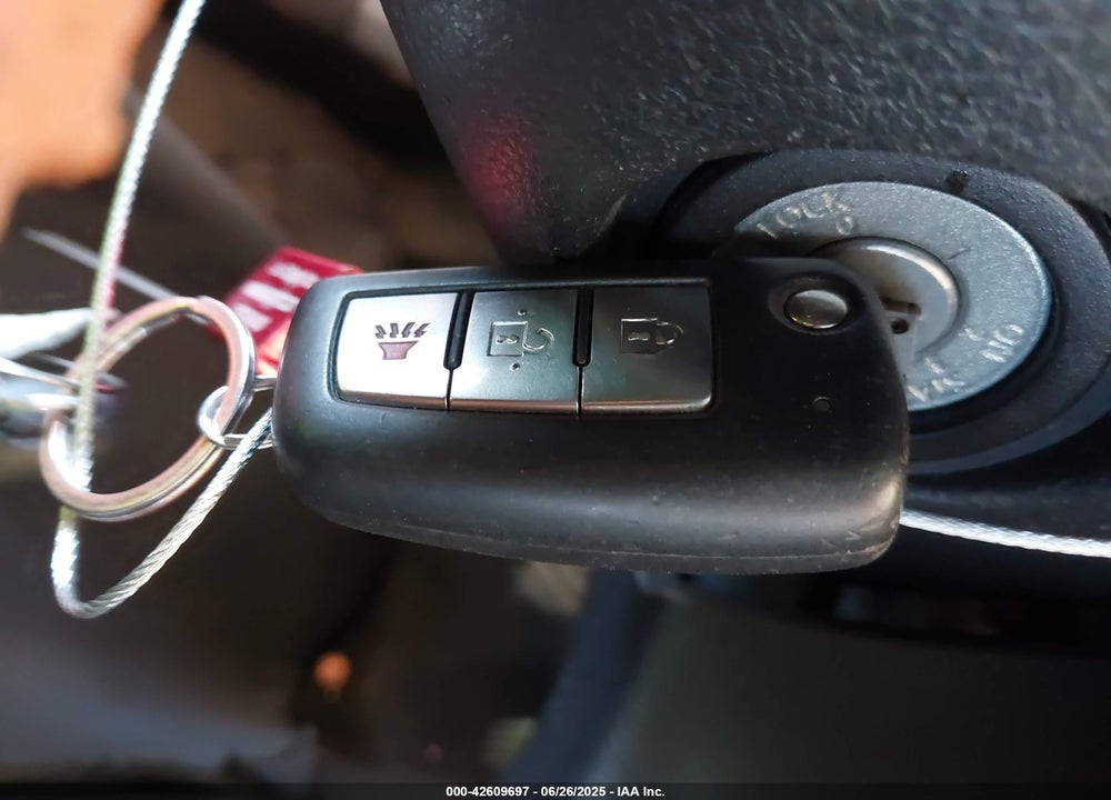 2016 NISSAN ROGUE VIN: JN8AT2MT8GW025042