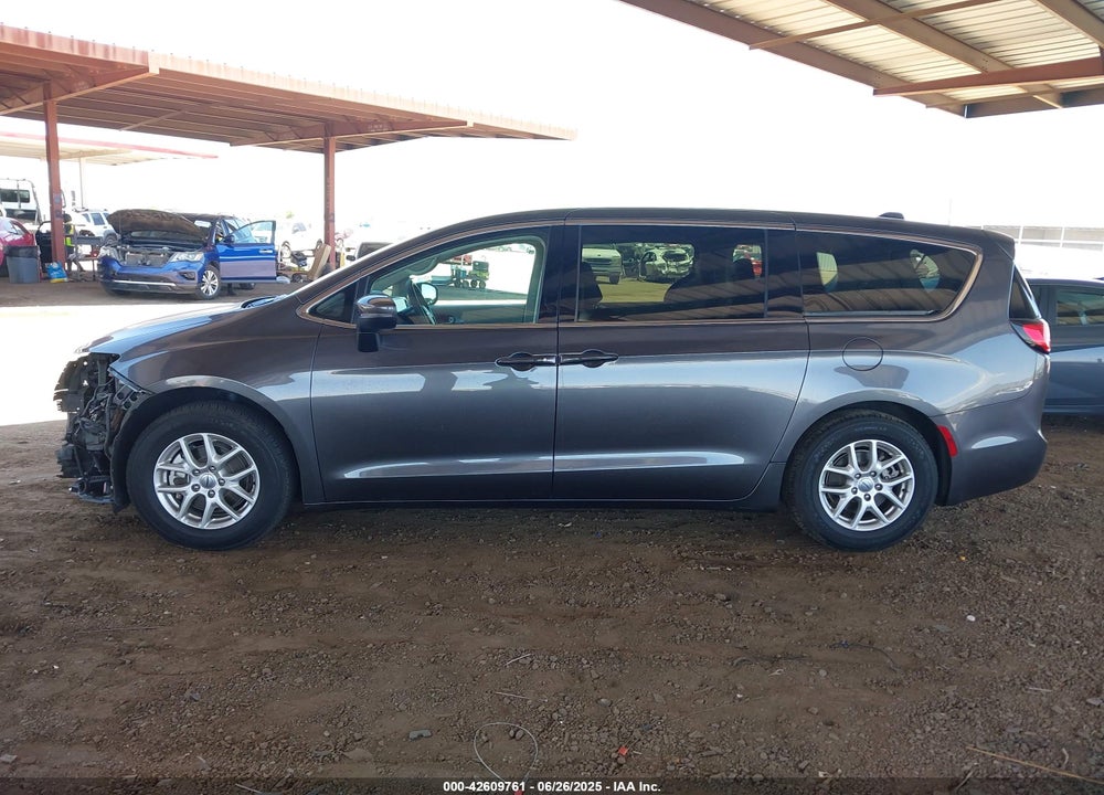 2023 CHRYSLER PACIFICA TOURING L VIN: 2C4RC1BG5PR601886