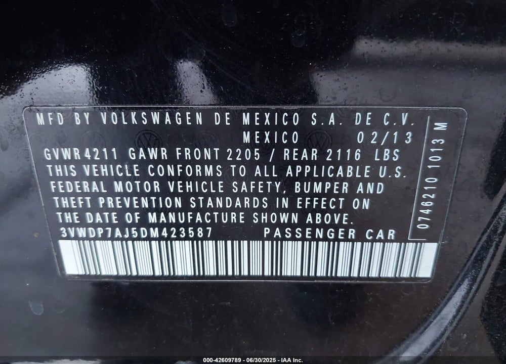 2013 VOLKSWAGEN JETTA VIN: 3VWDP7AJ5DM423587