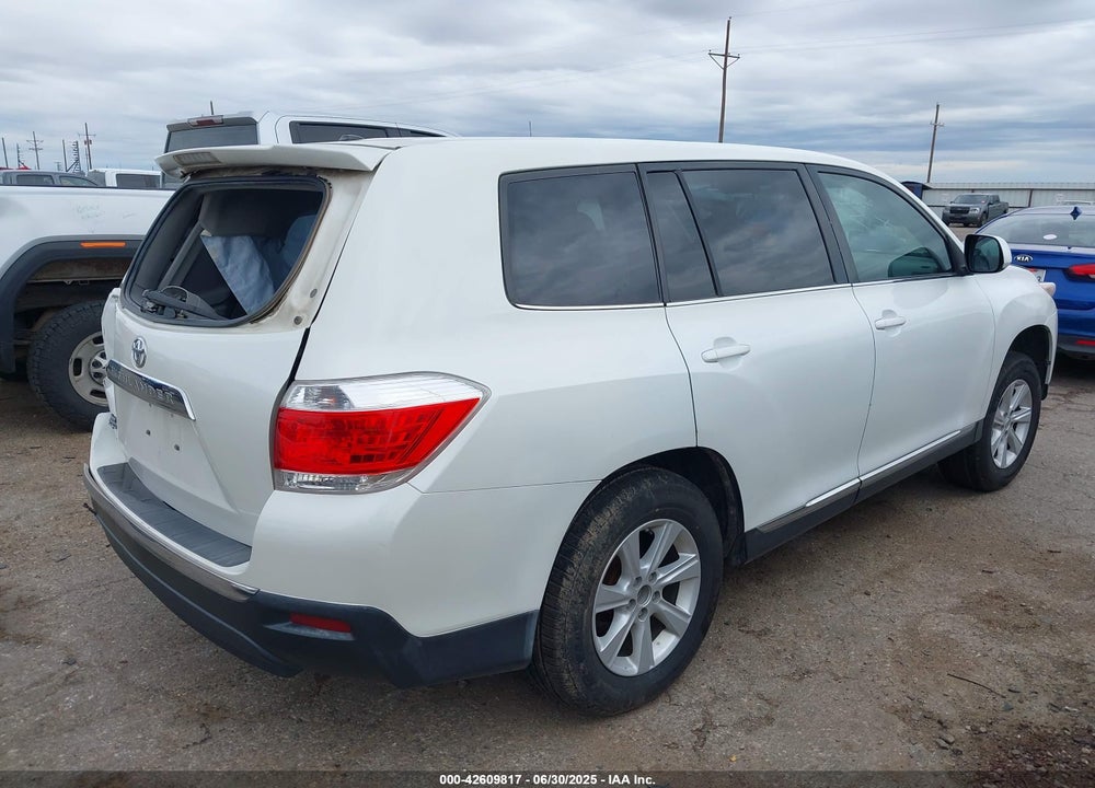 2011 TOYOTA HIGHLANDER VIN: 5TDZA3EH1BS009987