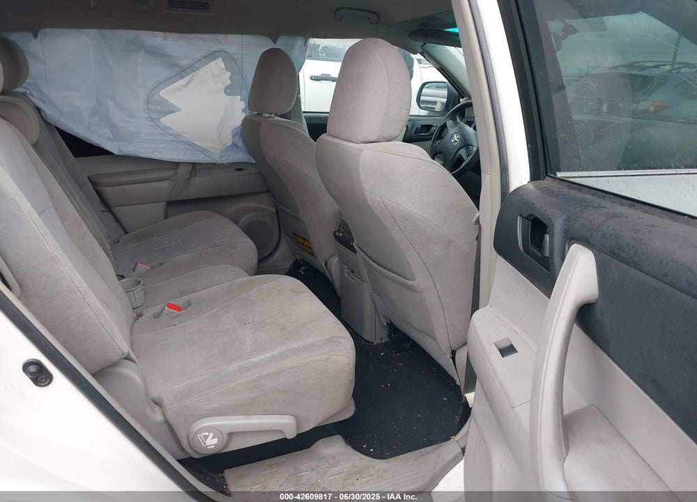 2011 TOYOTA HIGHLANDER VIN: 5TDZA3EH1BS009987