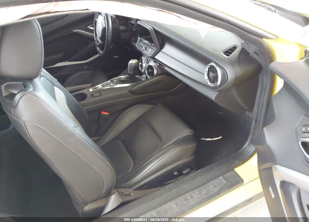2017 CHEVROLET CAMARO VIN: 1G1FD1RX7H0141320