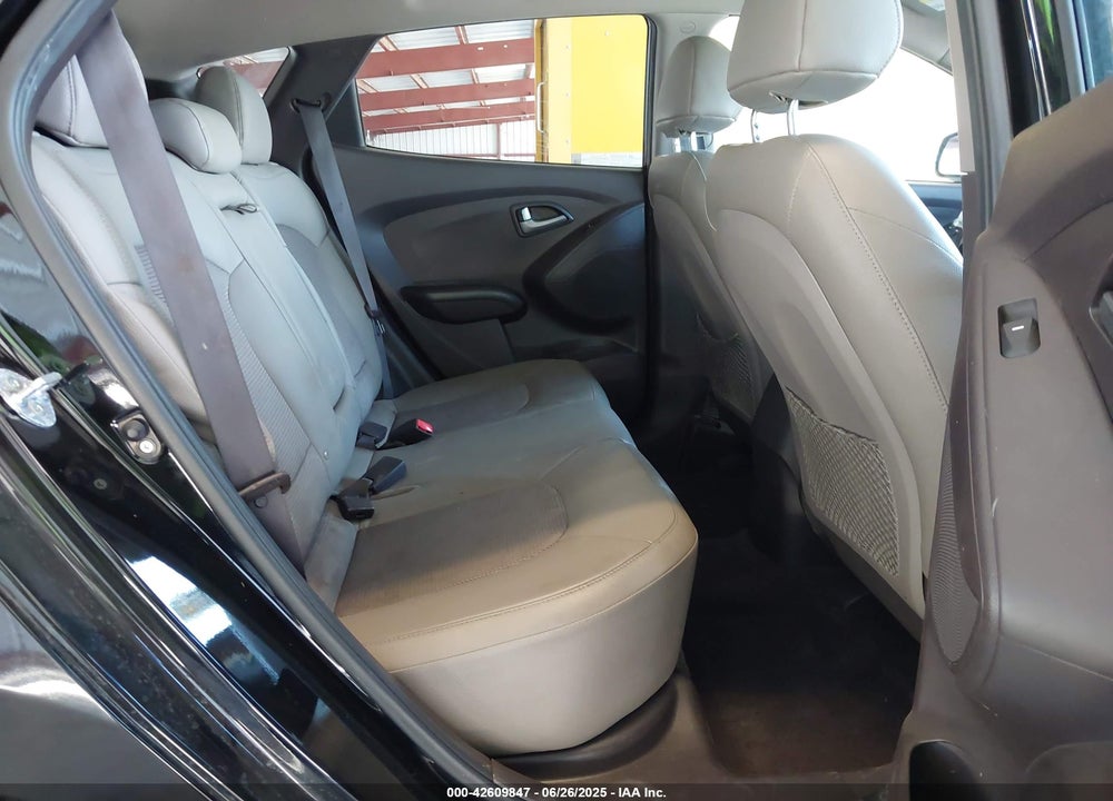 2015 HYUNDAI TUCSON VIN: KM8JT3AF9FU086020