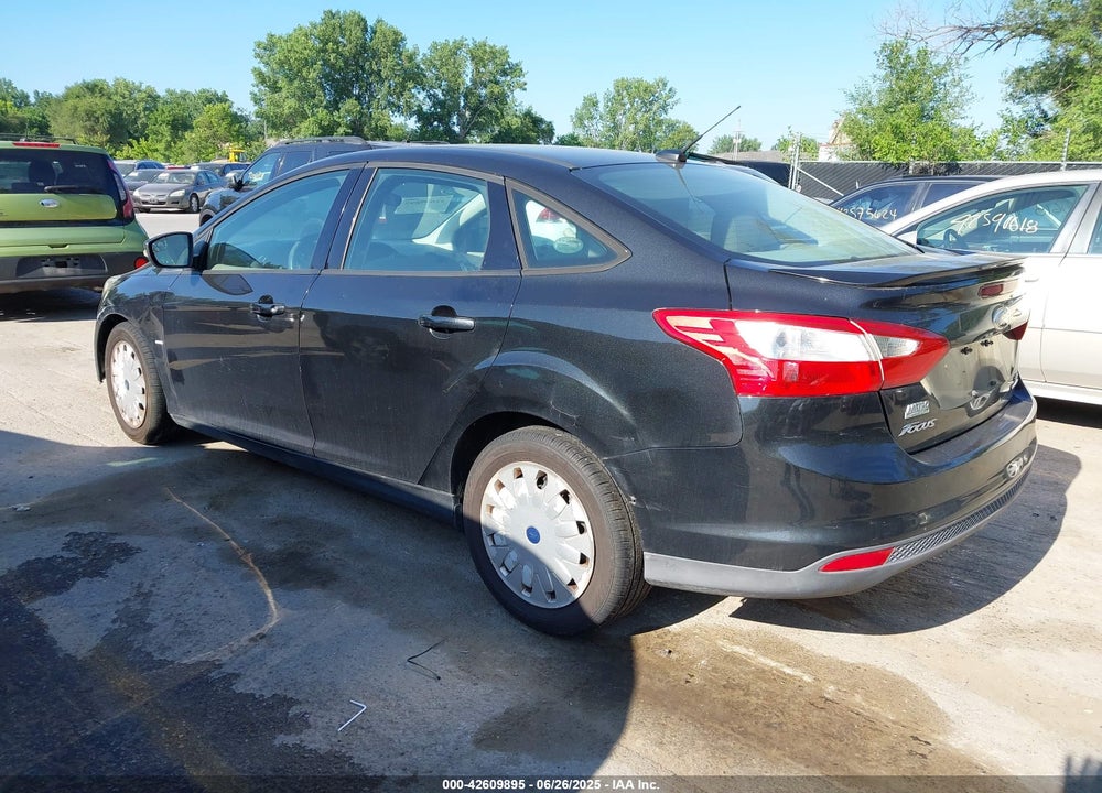 2013 FORD FOCUS VIN: 1FADP3F25DL115727