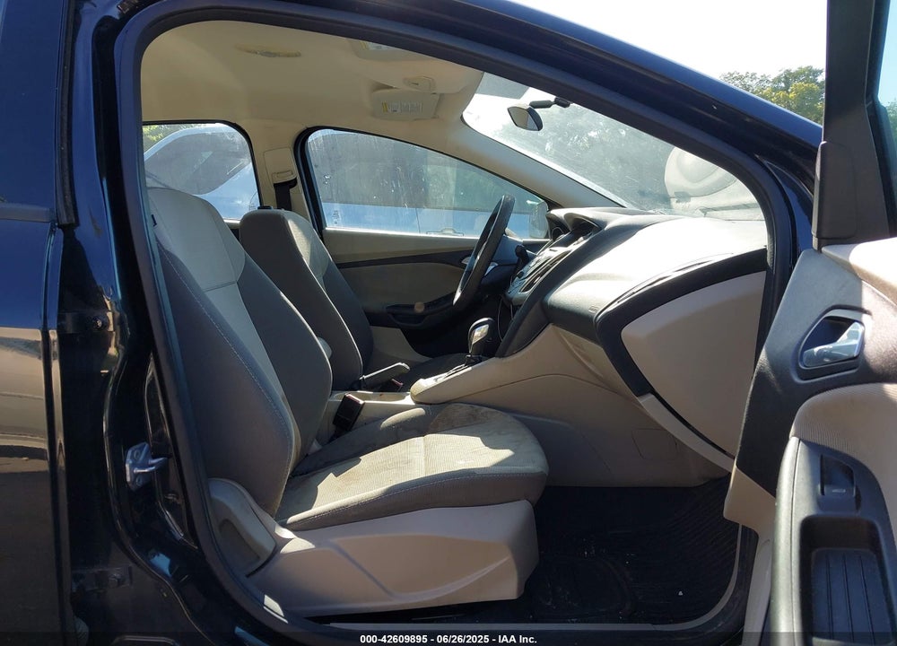 2013 FORD FOCUS VIN: 1FADP3F25DL115727