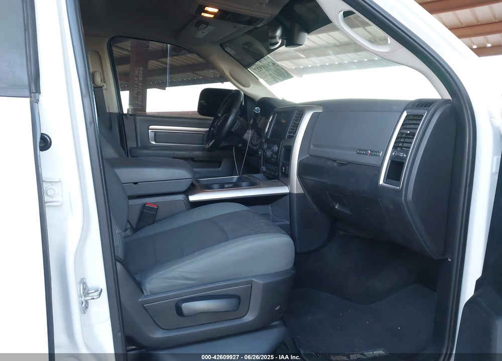 2016 RAM 2500 VIN: 3C6UR5DLXGG227959
