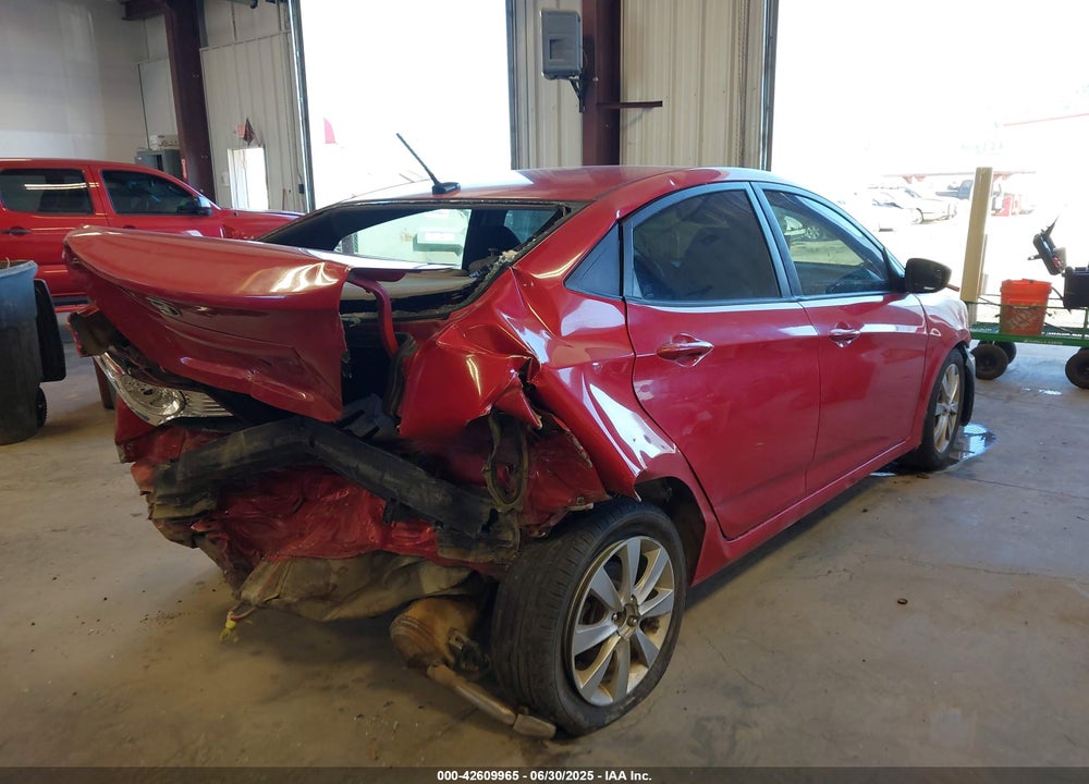 2013 HYUNDAI ACCENT VIN: KMHCU4AE6DU583221